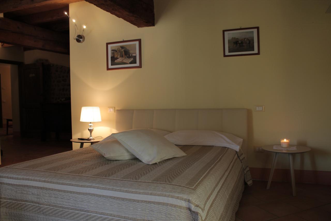 Agriturismo Villa Dei Mulini 沃尔塔曼托瓦纳 外观 照片