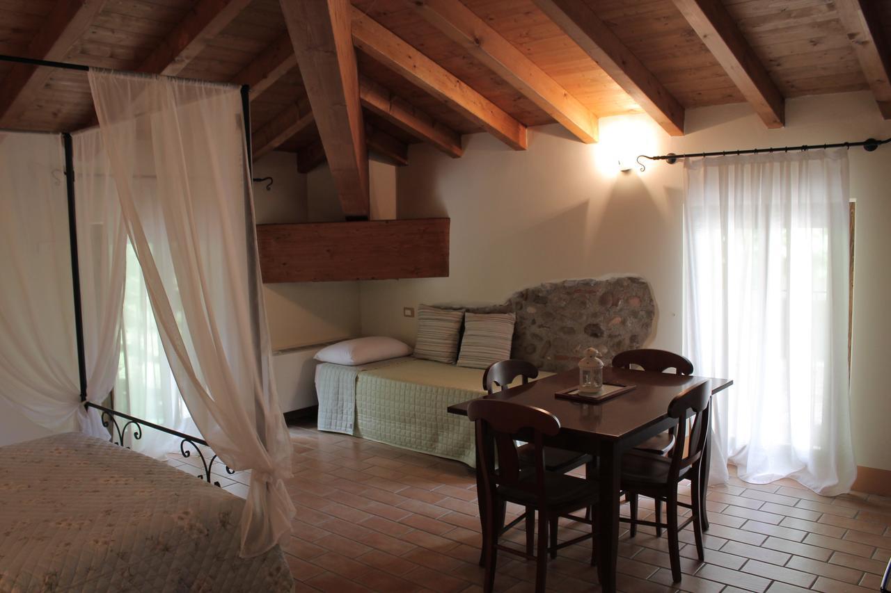 Agriturismo Villa Dei Mulini 沃尔塔曼托瓦纳 外观 照片