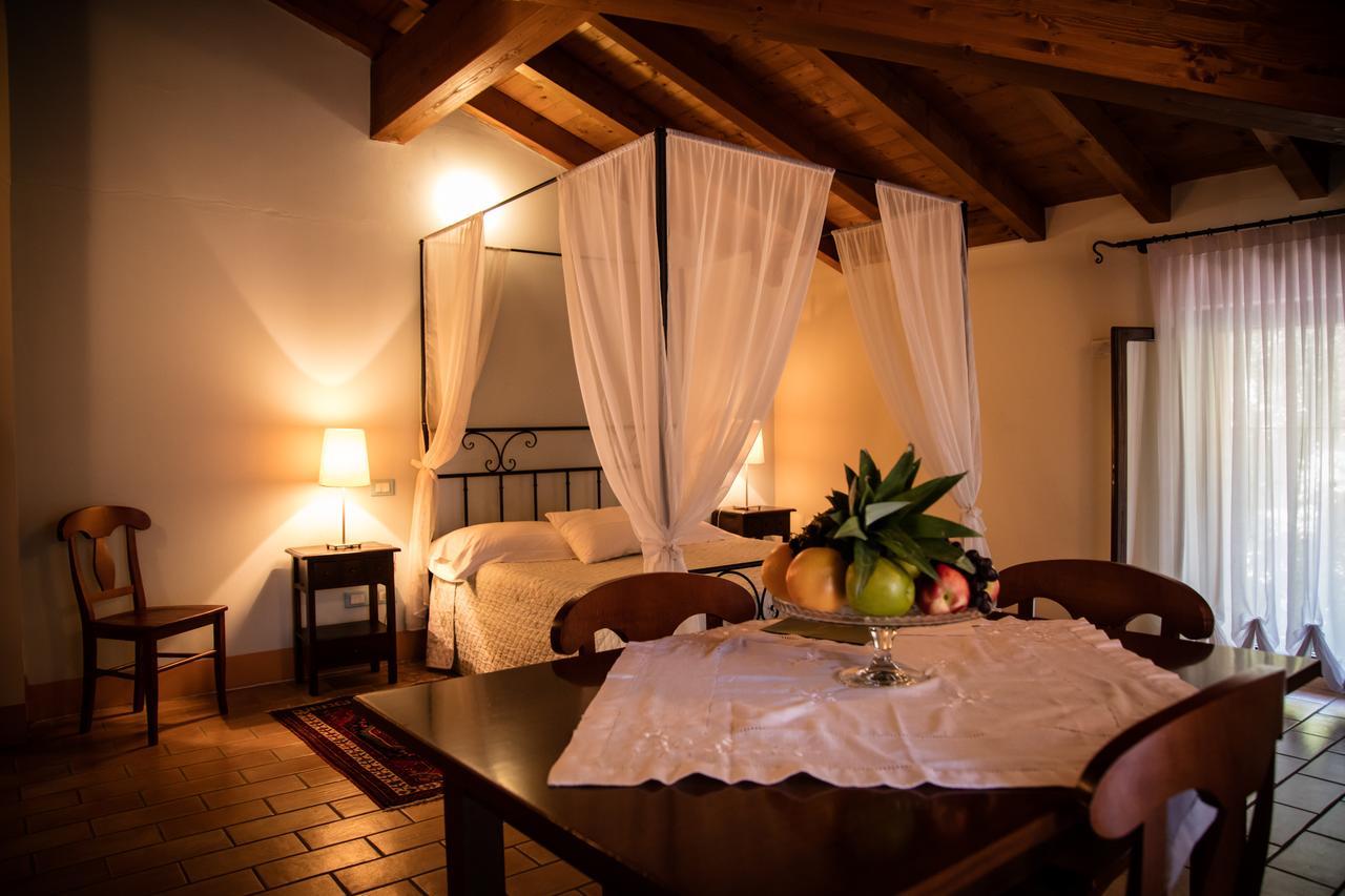 Agriturismo Villa Dei Mulini 沃尔塔曼托瓦纳 外观 照片