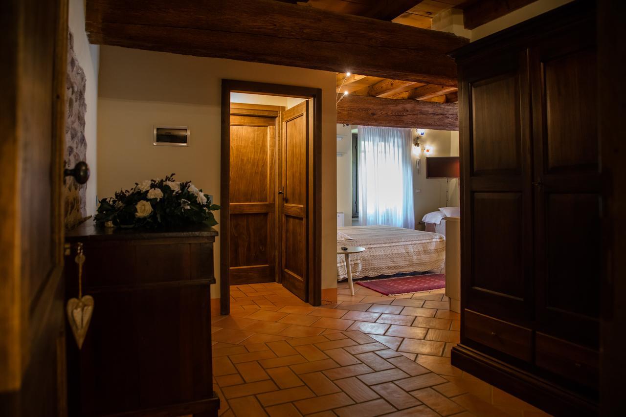 Agriturismo Villa Dei Mulini 沃尔塔曼托瓦纳 外观 照片