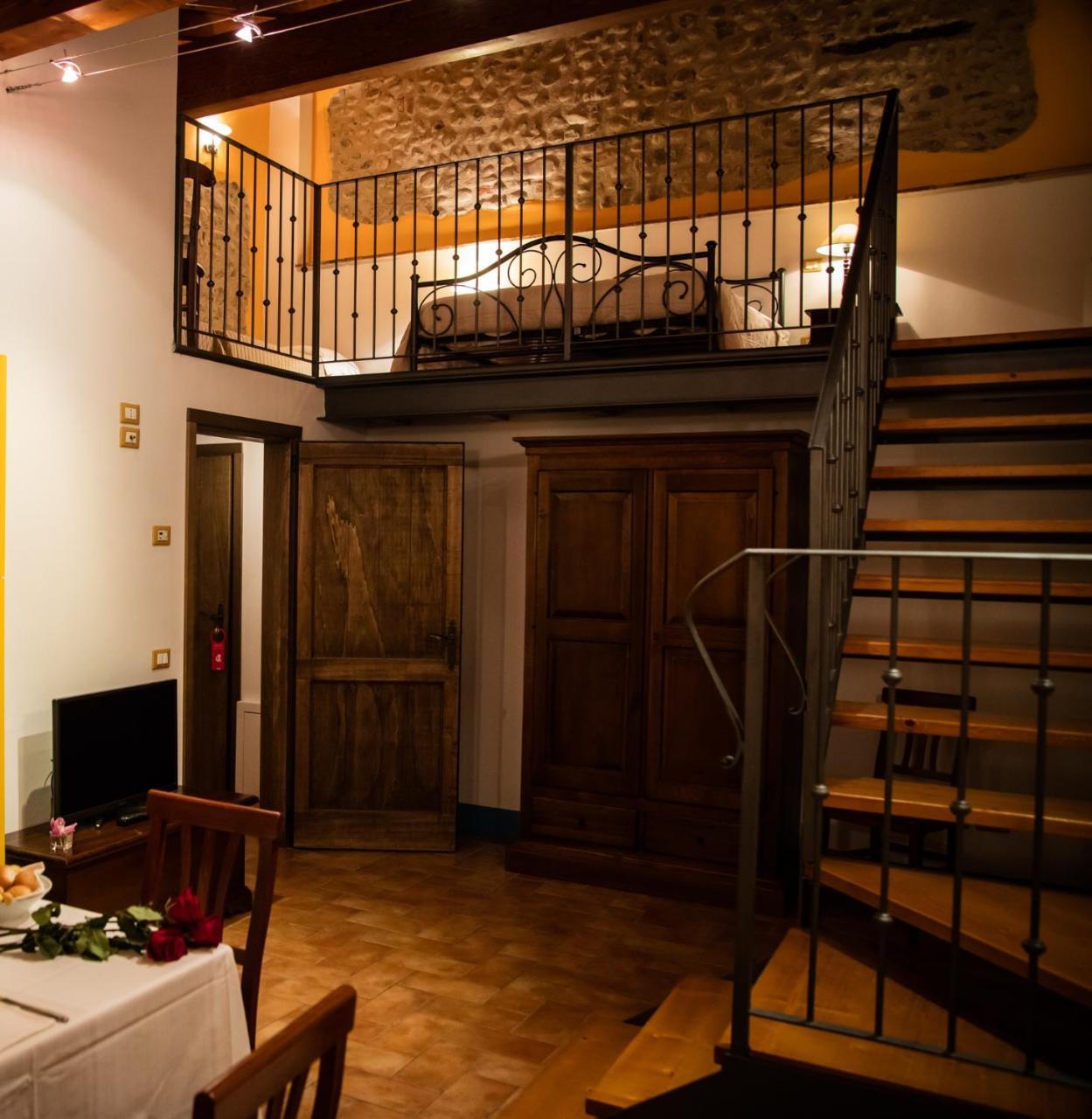 Agriturismo Villa Dei Mulini 沃尔塔曼托瓦纳 外观 照片