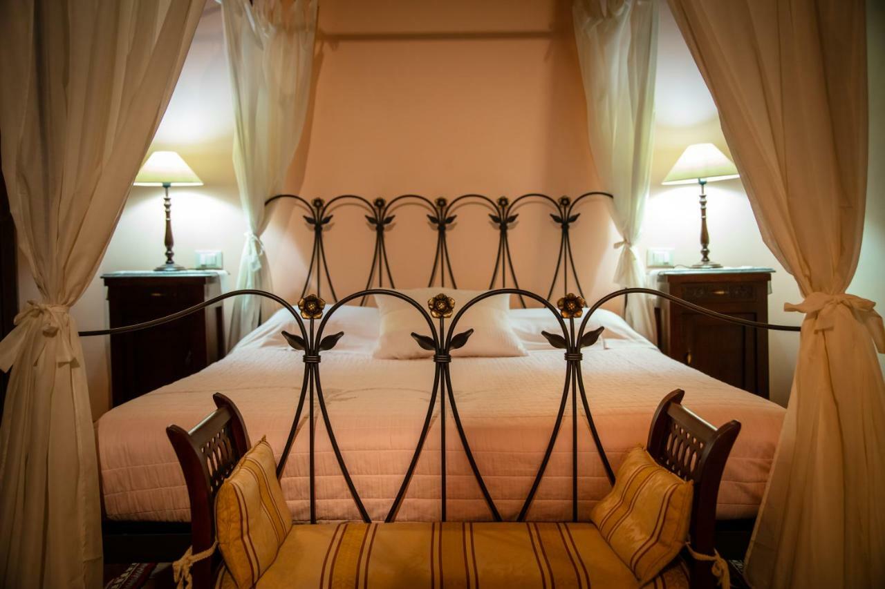 Agriturismo Villa Dei Mulini 沃尔塔曼托瓦纳 外观 照片
